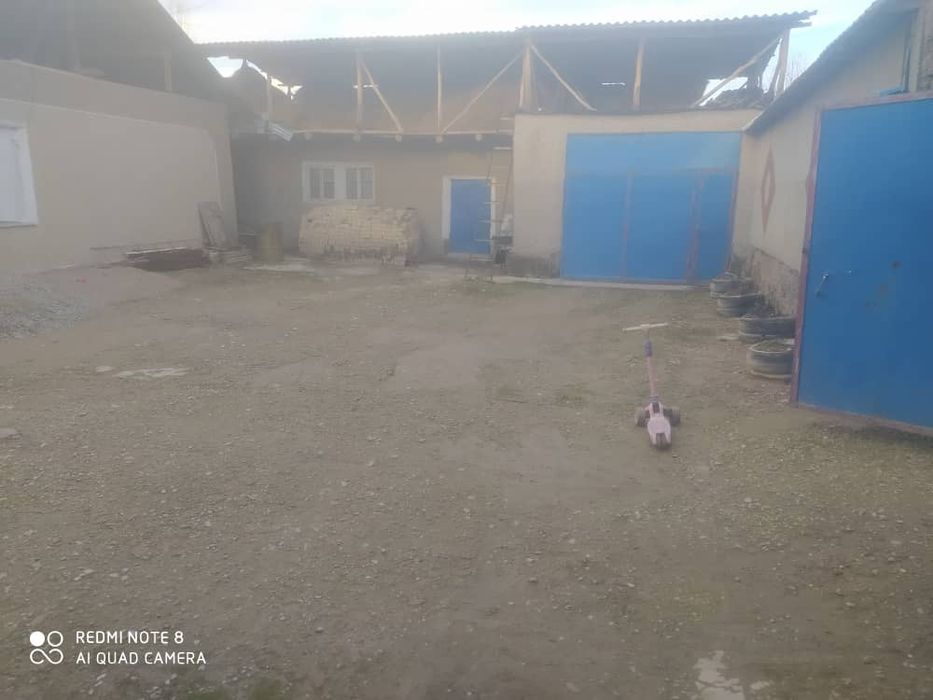 Продаётся дом  20 сотох в бустонлик