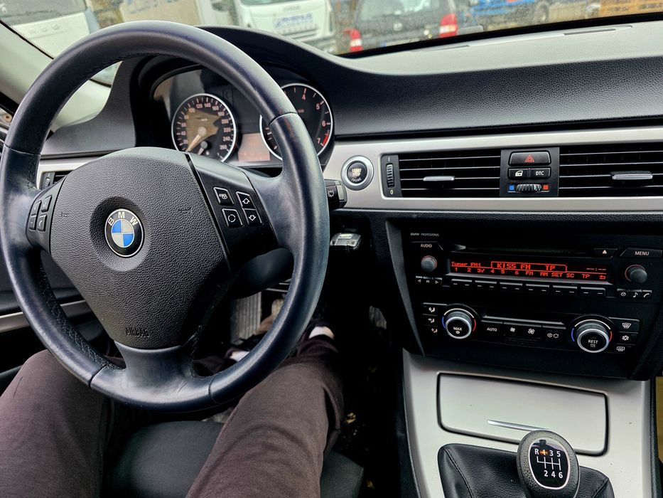 Vand BMW E90 318i Xenon / Clima 2007