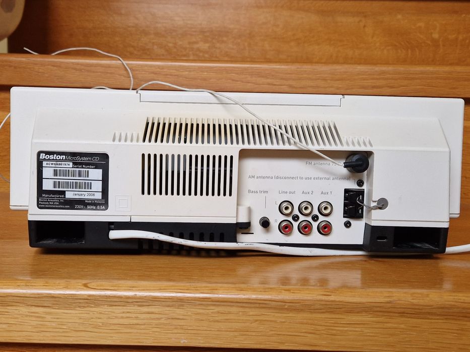 Boston Acoustics Microsystem CD (similar cu Bose wave)