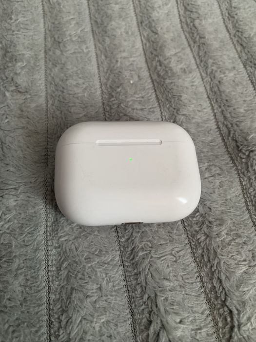 обменяю айфон хс и продам аирподс про