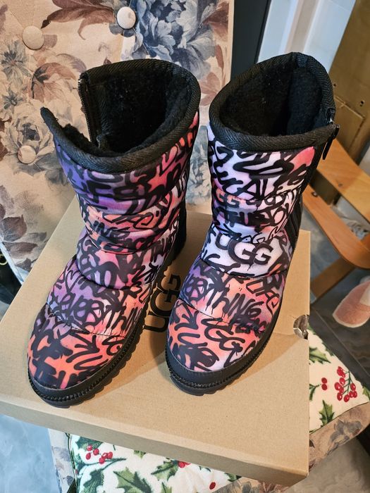 Ugg Graffity Limited Edition