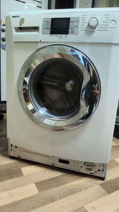 Срочно продаю стиральную машину