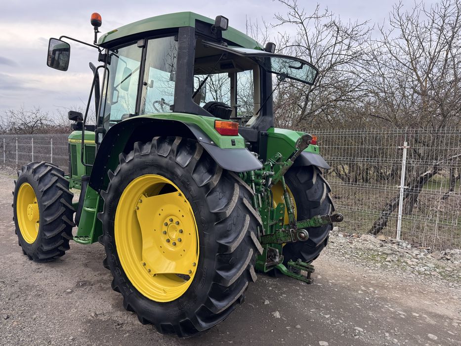 Tractor John Deere 6210