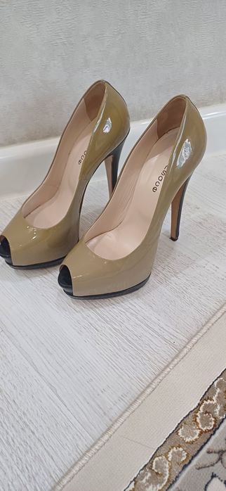 Женские туфли Италия