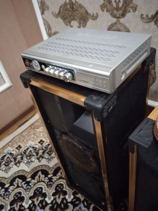 Продам колонки акустические с усилием