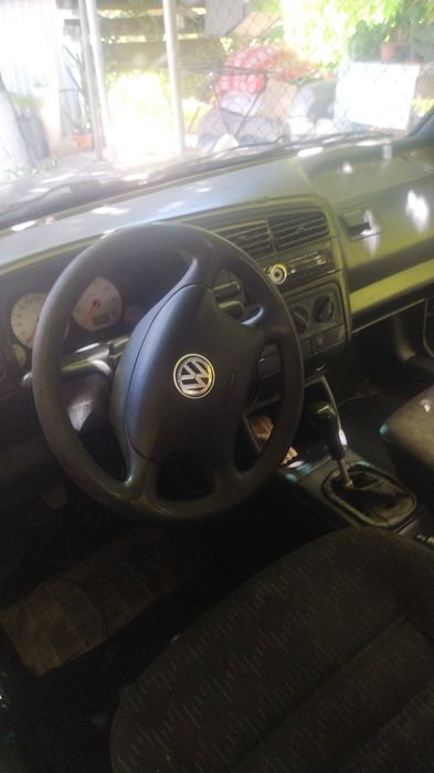 Продам Golf 3. 93г. 1.8об