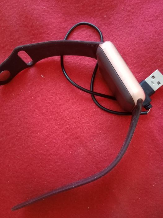 Смарт часы  ручные