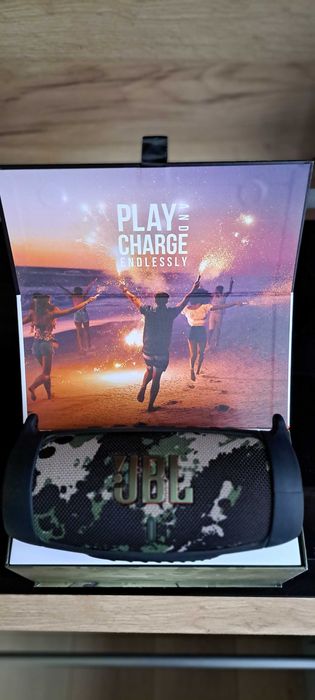 JBL Charge 5 колонка