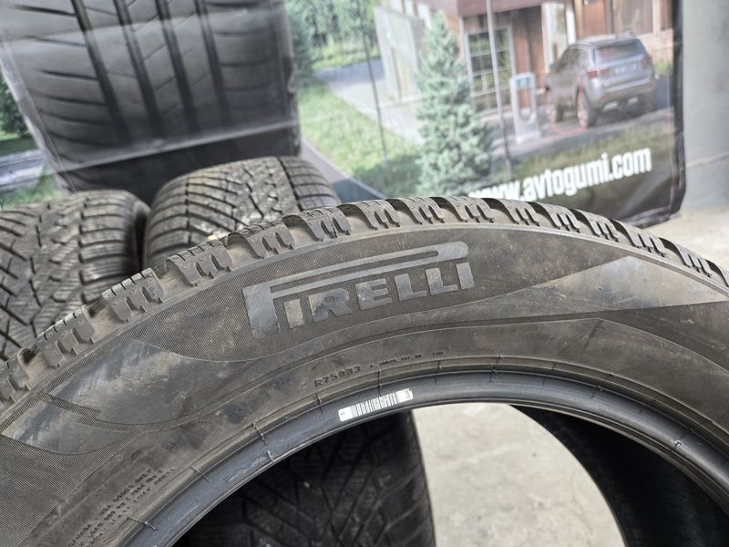 235/55/18 PIRELLI 4бр