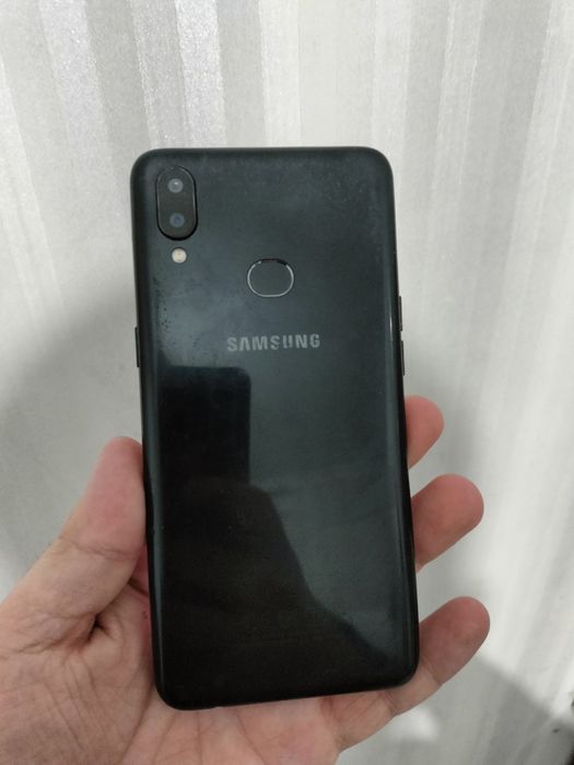 Продам Samsung A10s 32gb