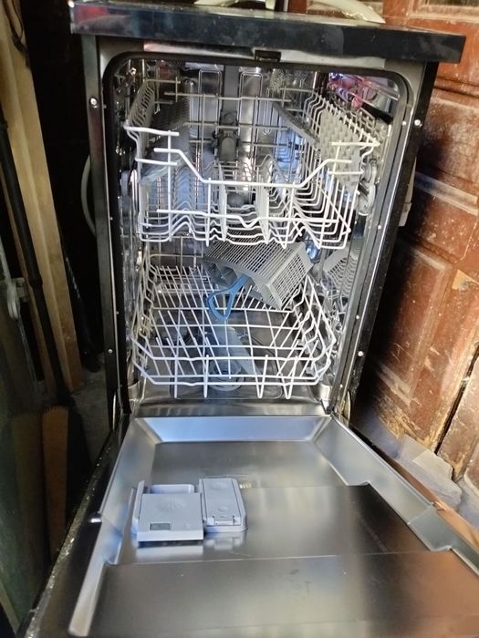 Миялня  машинa Swat запазена.