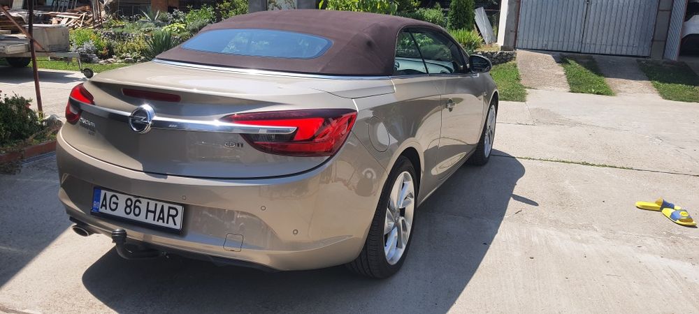 Opel Cascada  2.0 INOVAȚION