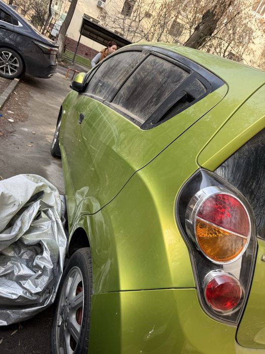 Spark  2013 зеленый