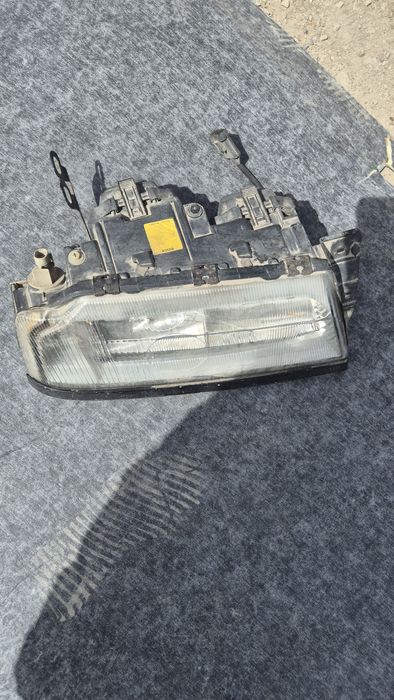Десен Оригинален Фар за Алфа Ромео 167