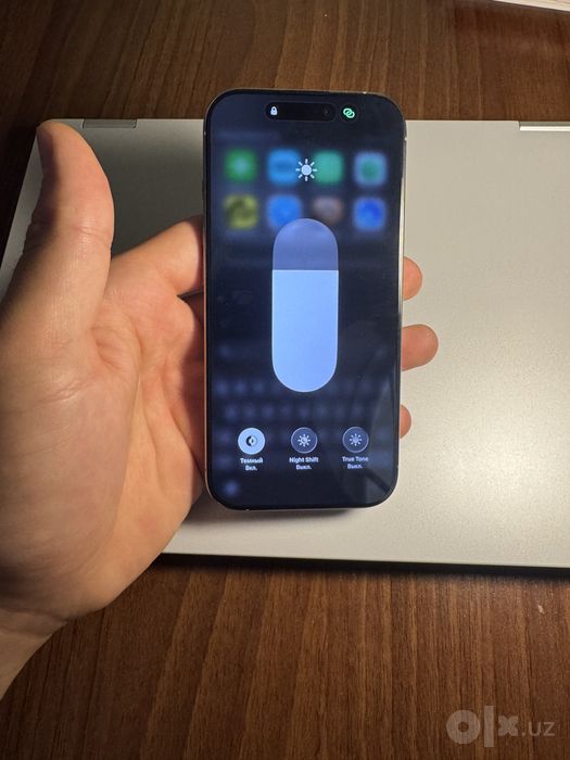 Iphone 16 pro 256 (Sim)