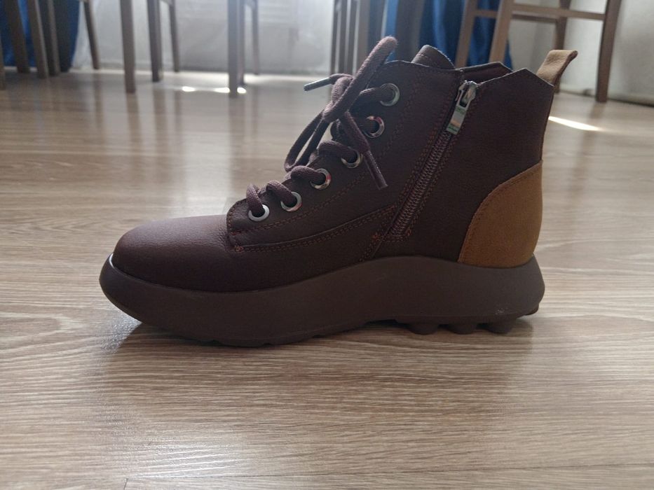 Женские ботинки весна-осень