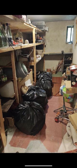 Transport moloz,decopertare gresie,demolari