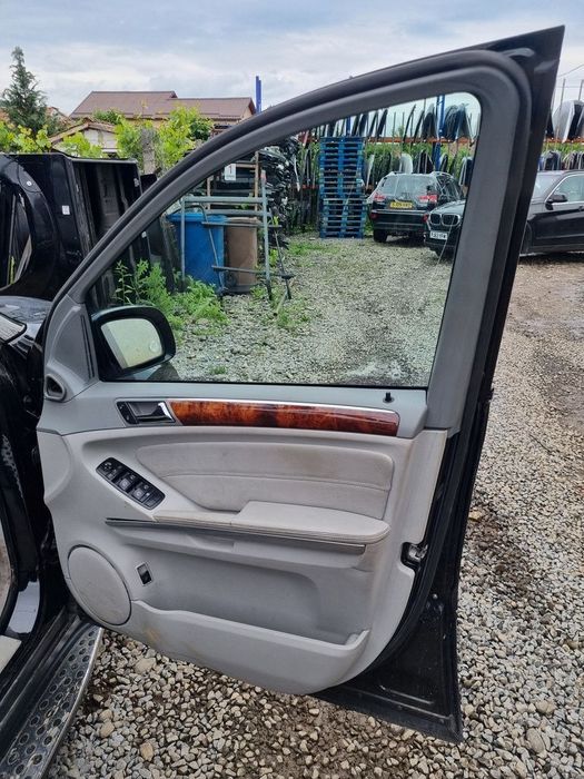 Usa Dreapta Fata Mercedes GL X164 2006 - 2008 SUV 4 Usi Obsidian Black Metallic C197 ...