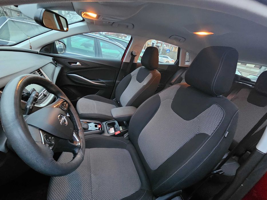 SUV Opel Grandland X Turbo 2019 1.2