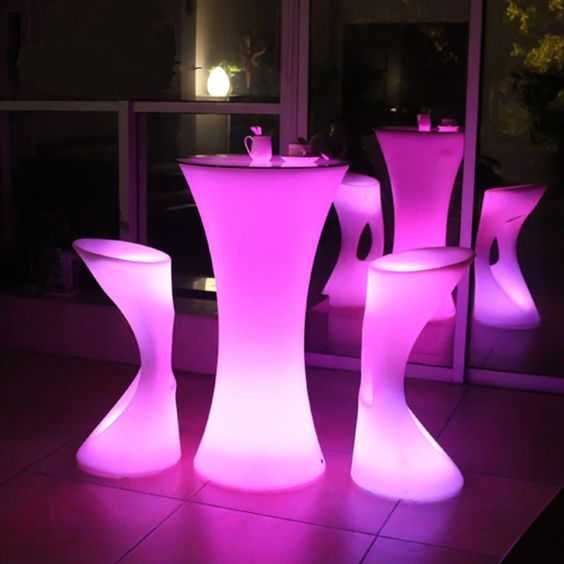 PROMOTIE_Mese cocktail, stand-up, sampanie, receptie, evenimente