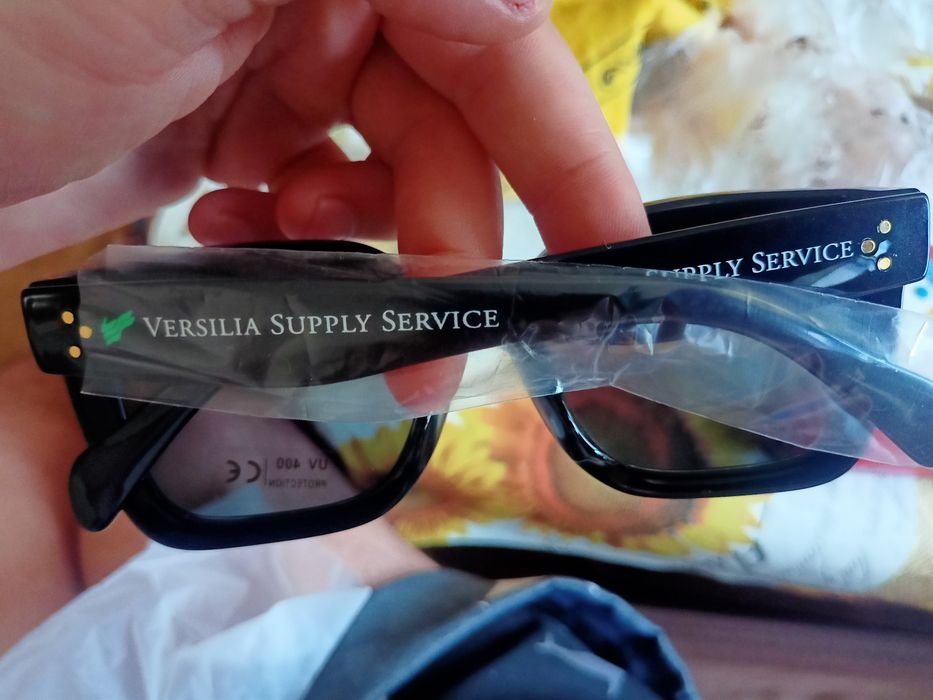 Versilla supply service(ochelari de soare)