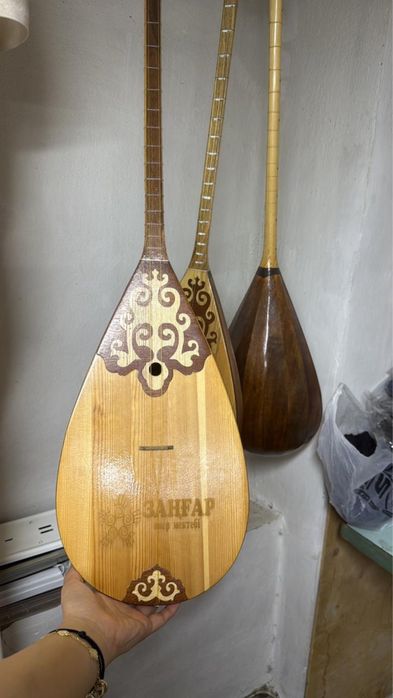 Домбыра сатылады