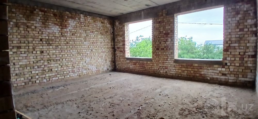 Qibray tumani  3 qavatli Bino Arendaga beriladi Qogan Malumotlar