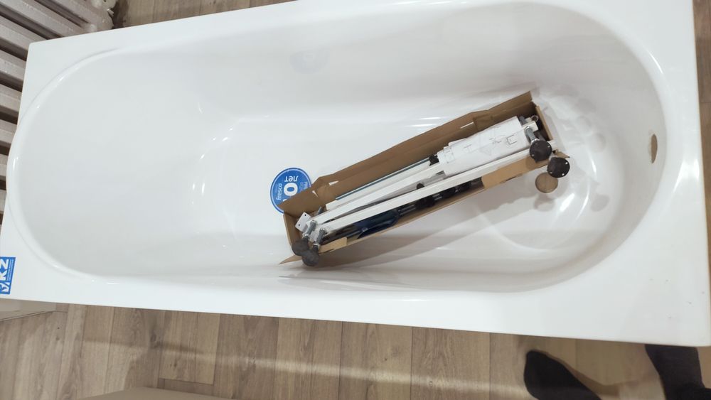 Продам ванну пластик