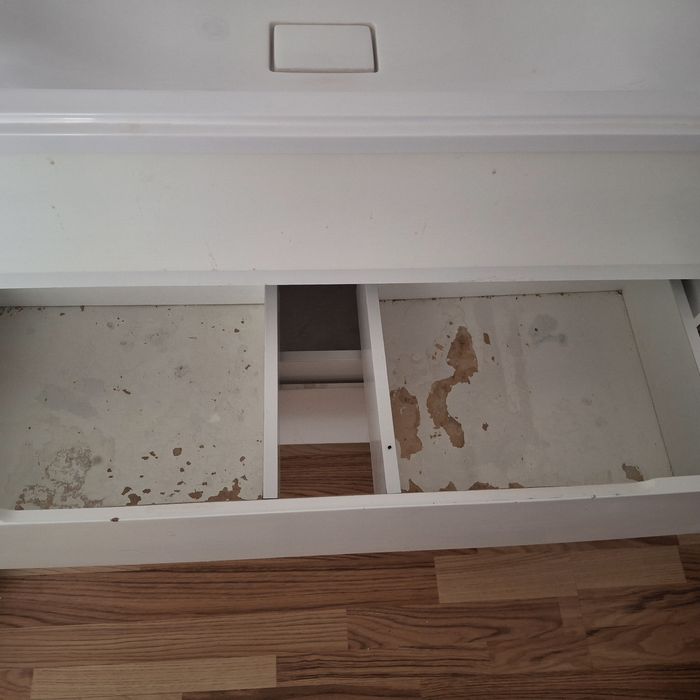 Раковина с тумбой