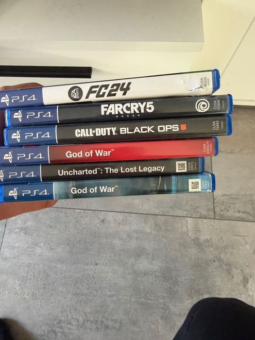 Продавам playstation 4