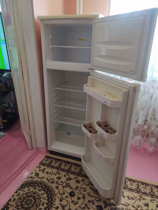 Холодильник BEKO
