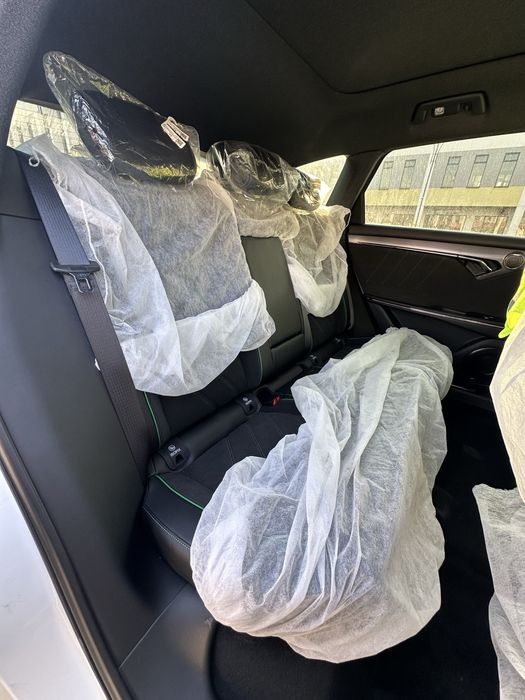 Voyah Free 318 25/25 yangi taer