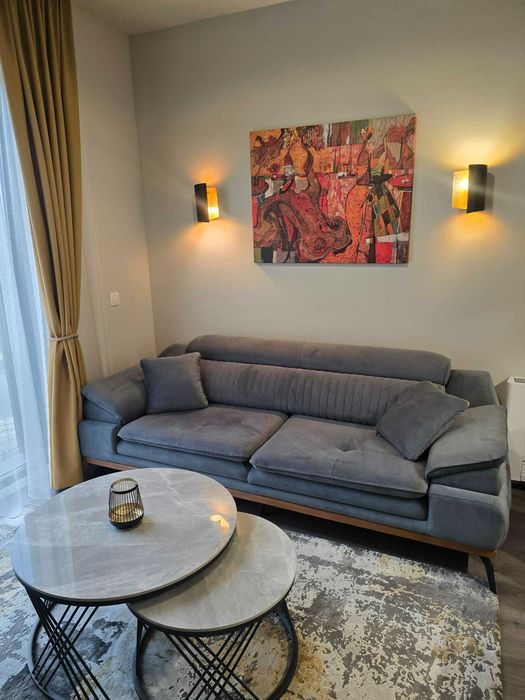 Двустаен имот в кв.Хладилника