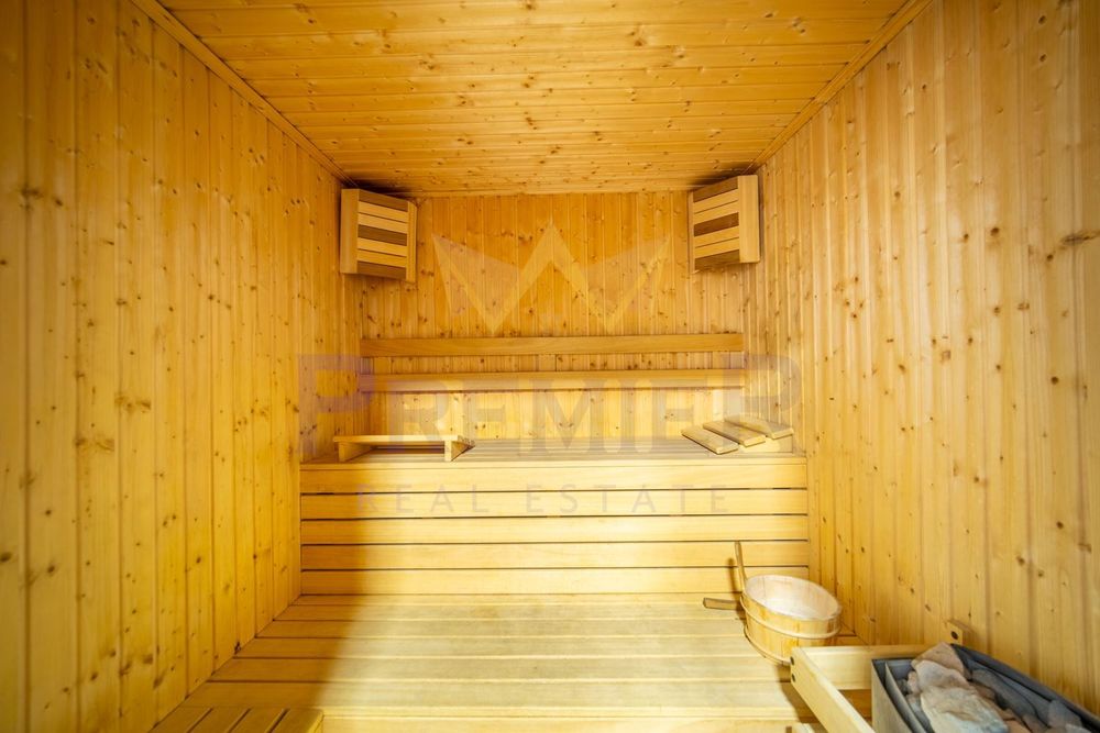 Продава се Тристаен апартамент в Варна, м-т Траката - 108 кв.м за 1370 €/кв.м - Снимка #11