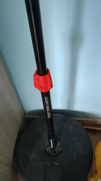 Боксова круша Decathlon OUTSHOCK + тренажор за рефлекс + ръкавици