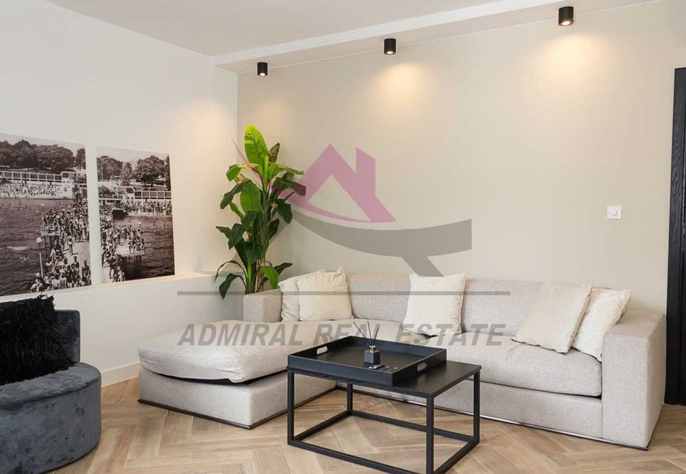 Дава се под наем Тристаен апартамент в Варна, Гръцка махала - 76 кв.м за 900 € - Снимка #1