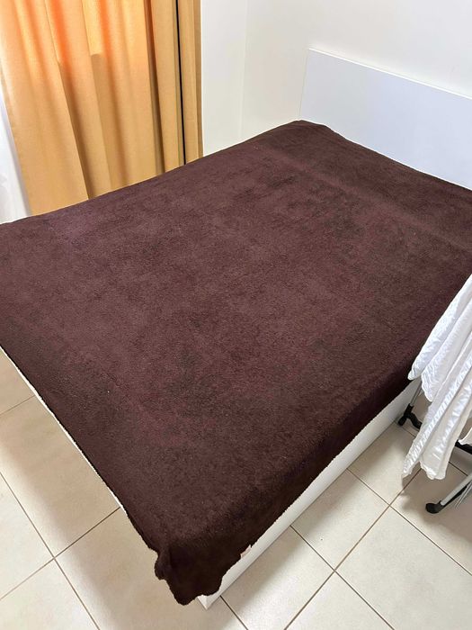 Спалня, легла,гардероби