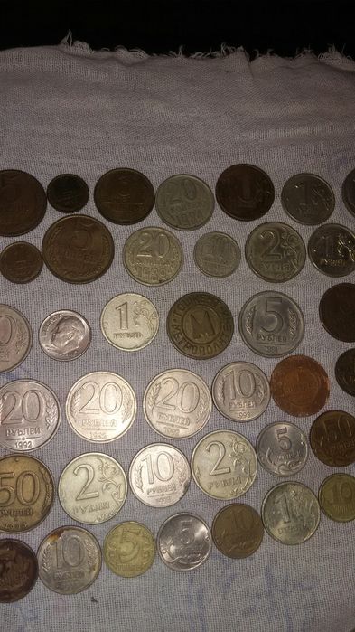 Продам коллекцию советских и иностранных  денег