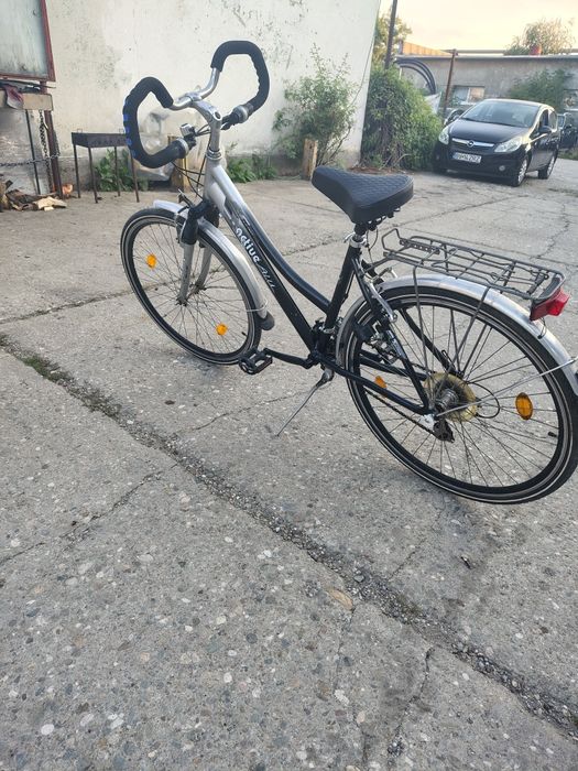 Bicicleta dama Active Trekking cadru aluminiu.Roti 28. Furca amortizor