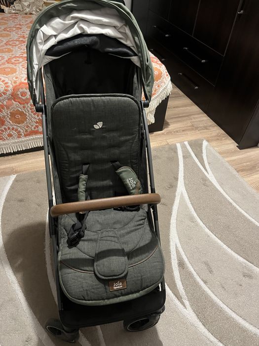 Carucior Joie Signature