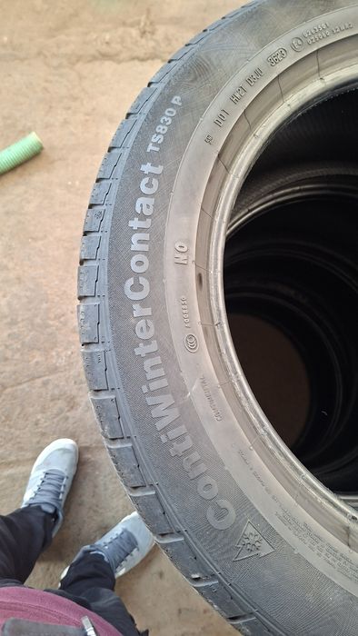 Зимни гуми Continental - 235/60/18, 255/55/18