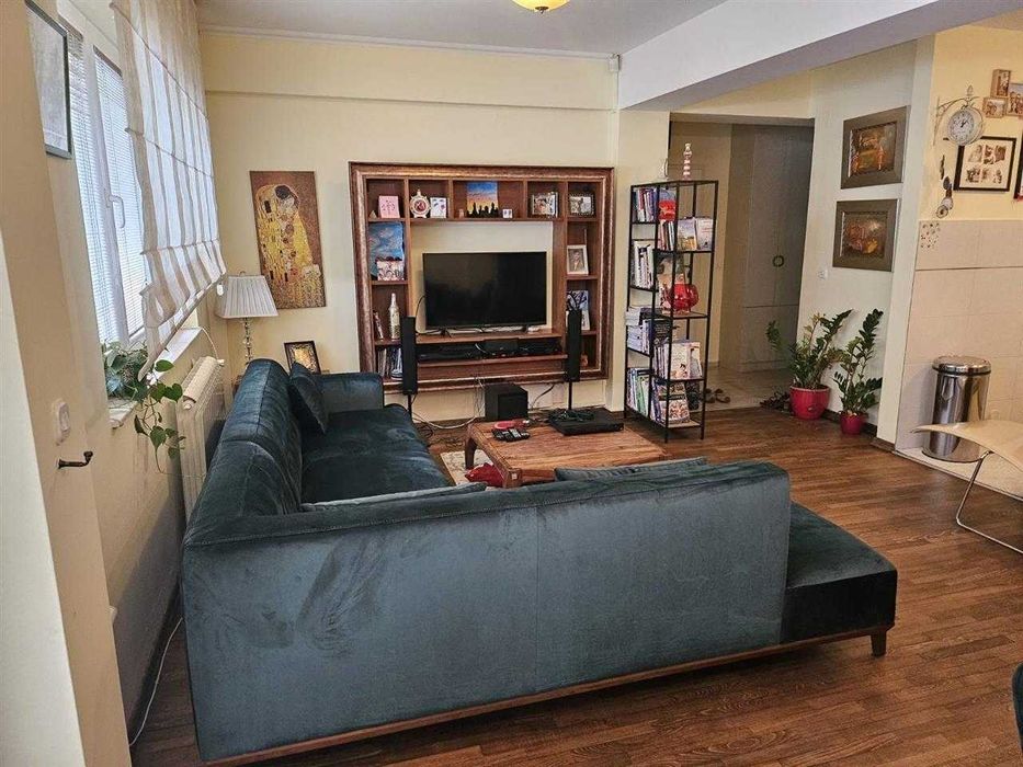 Дава се под наем Двустаен апартамент в Бургас, Изгрев - 63 кв.м за 229.5 € - Снимка #2