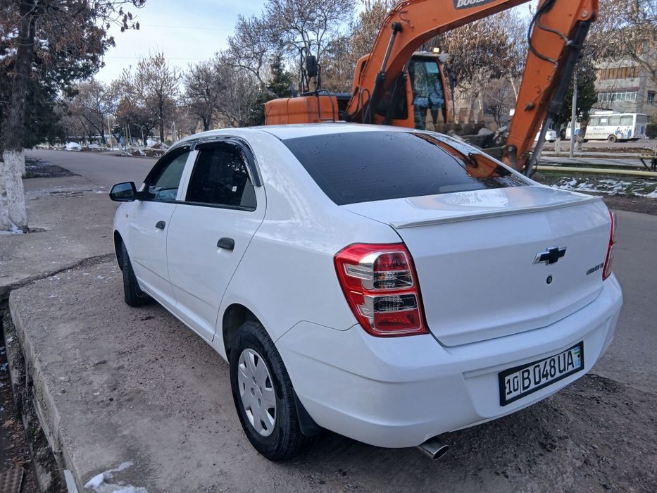 Cobalt 2020 mexanika sotiladi