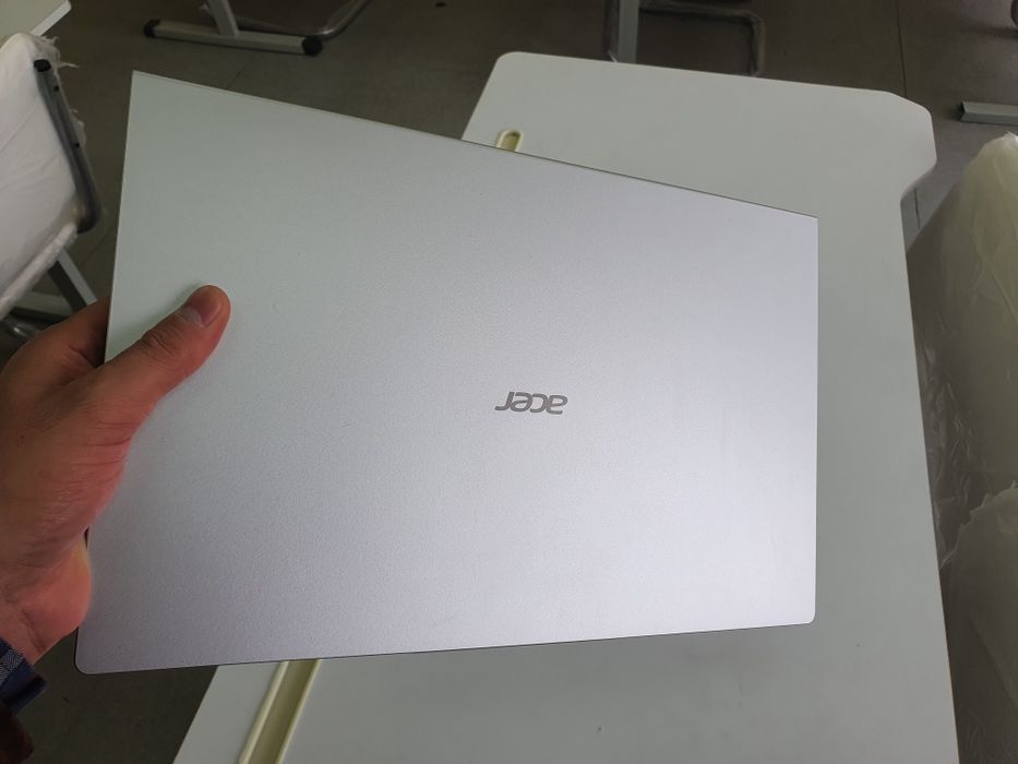 Notebook ACER core i5MODEL Aspire 3 A325-53
