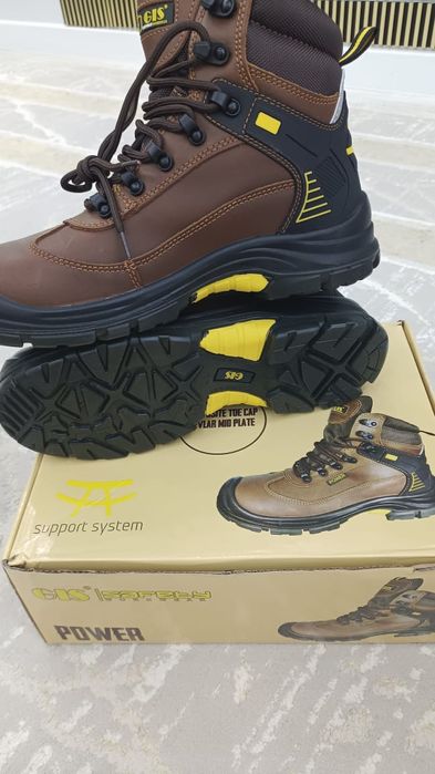 Продается Спец ботинки