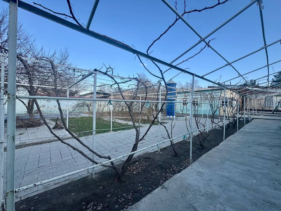 Продаётся Дом с площадью 14 соток Узбекистанский Цена:35 000 за соток