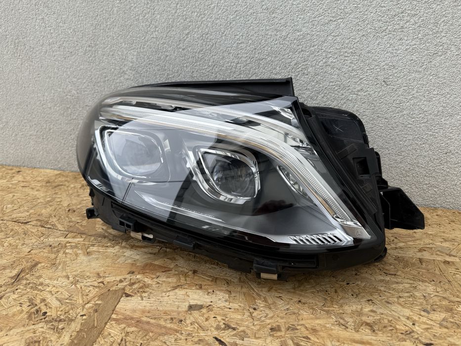 Far dreapta Mercedes GLE W166 W292 Full LED ILS Original Europa