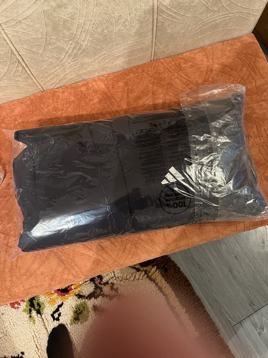 Яке и анцуг на адидас