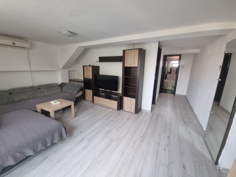 Închiriez apartament cu doua camere Auchan Titan / Ozana / 1 decembrie — fotografia 1