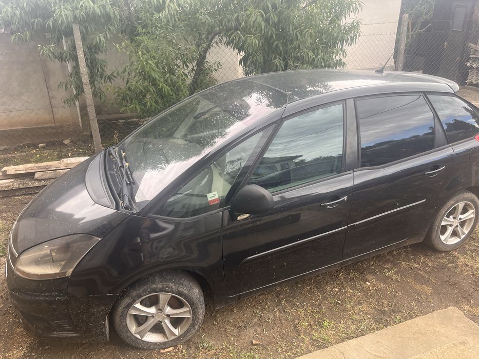 Citroen C4 2500€